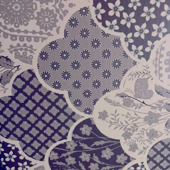 SOLD Out (P& E)Taylor Swift Cabin Snow Globe. Folklore, Cardigan.NEW-SOLD OUT - Picture 10 of 10